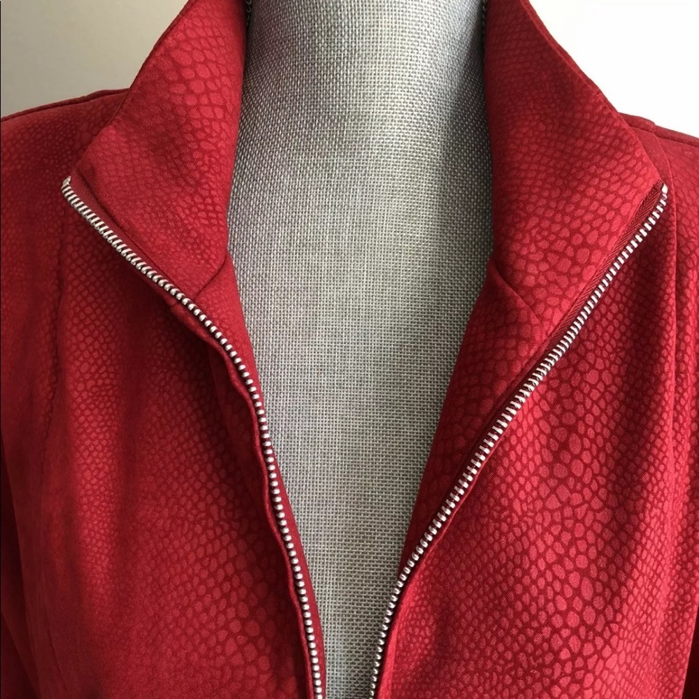 ❤️ Red suede snake skin effect zippered jacket